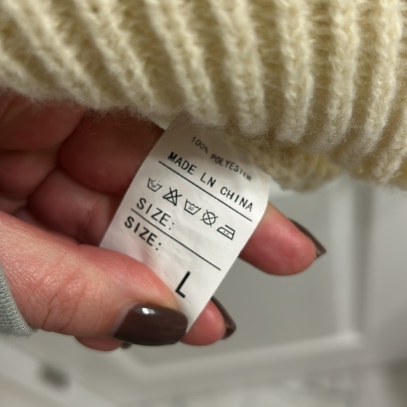 Heart sweater - Picture 2 of 2